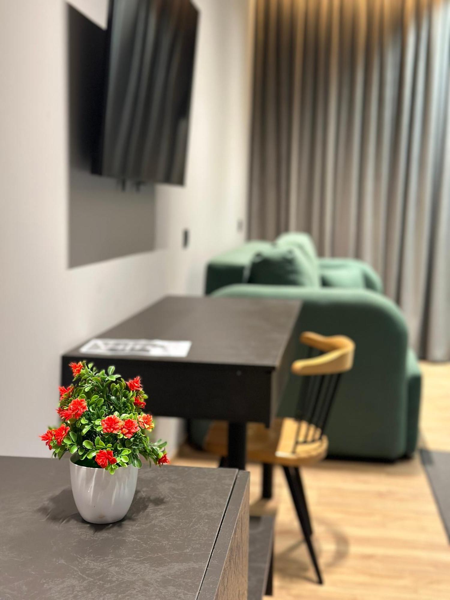 The Roots Boutique Hotel Shkodër Eksteriør billede